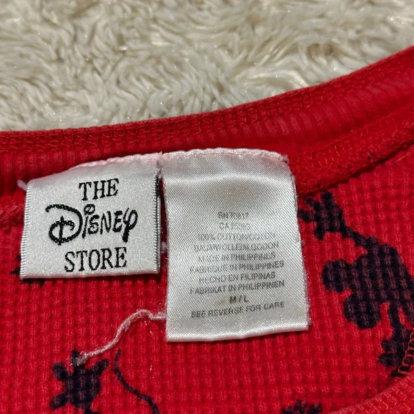 Vintage 90s Disney Store Red Waffle Knit Christmas Mickey Mouse Henley Womens - Image 6