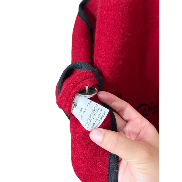 Vintage L.L.‎ Bean Wool Vest Women's Medium Red Black Embroidered Sleeveless - Image 10