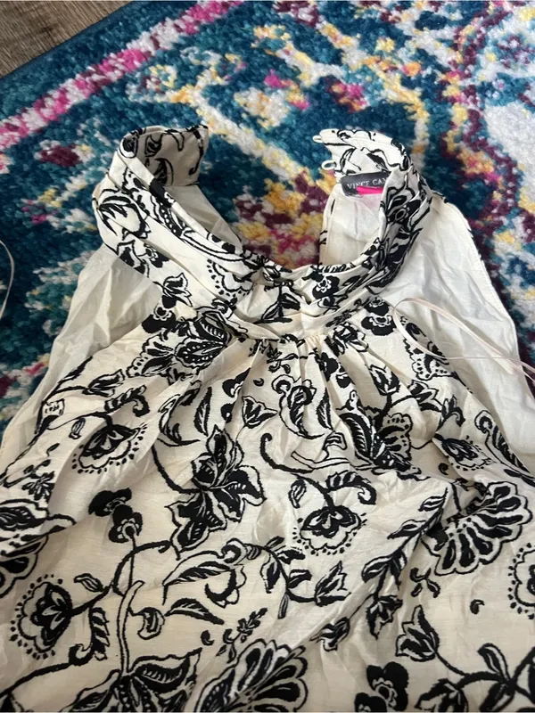 Vince camuto small ruffle dress - Image 8