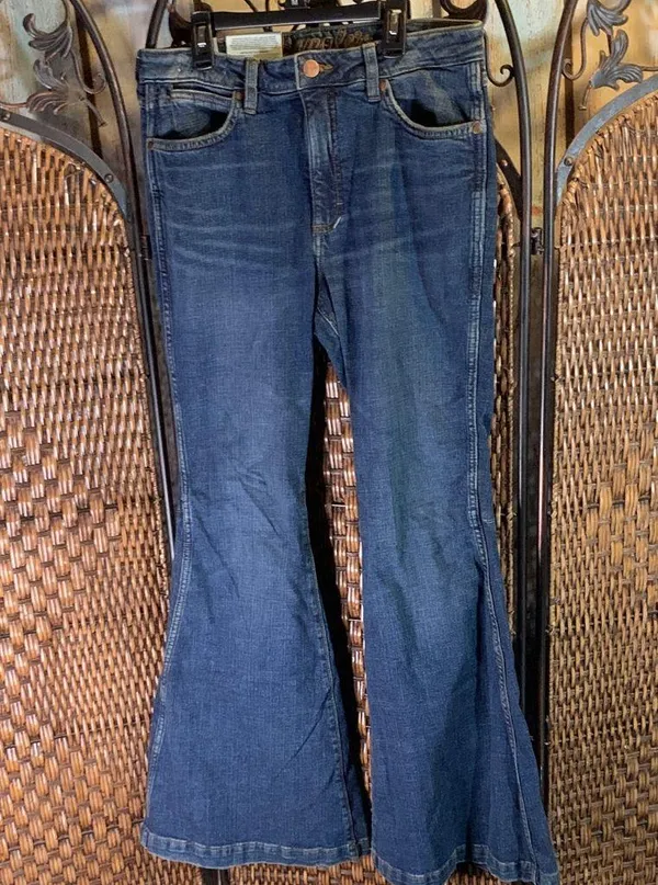 NWT Wrangler Retro Bellbottoms Size 30x34 - Image 4