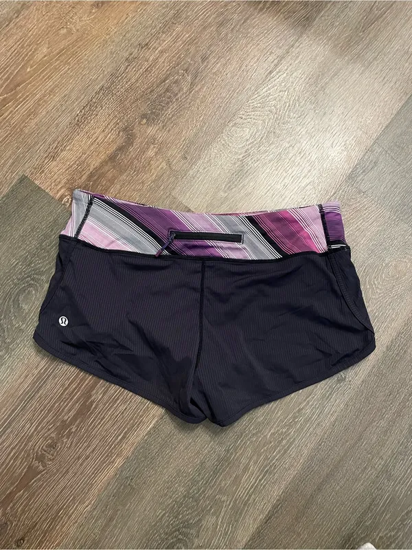 lululemon athletica Black Shorts with Pink & Purple Striped Waistband Size 6 - Image 2