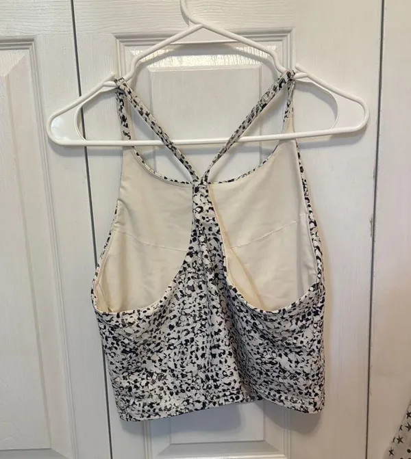 Old Navy Active Tank - Image 3