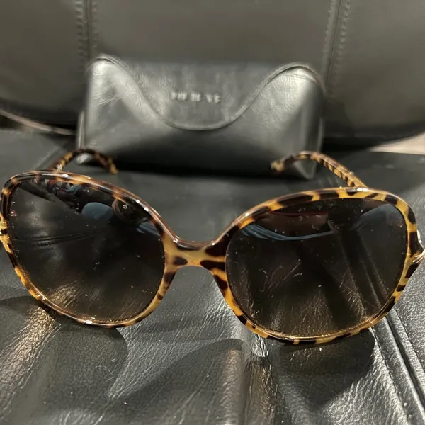 Boots Tortoise Shell Sunglasses Brown - Image 9