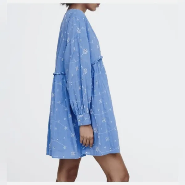 Zara Embroidered Blue Floral Oversized‎ Mini Dress - Size Medium - Image 3