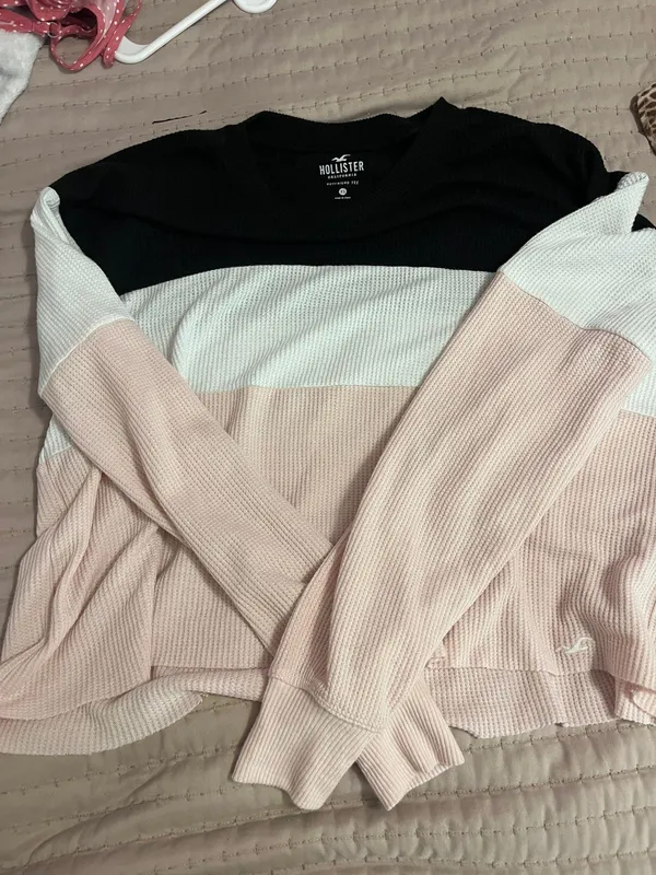 Hollister Boyfriend Tee - Image 2