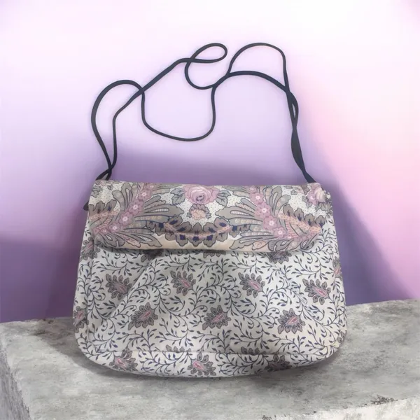 The Red Mill Collection by Karol Lynne – Quilted Floral Fabric Shoulder Bag - Image 2