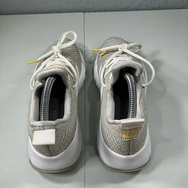 Adidas Asweego women's Grey White Knit Sneakers Size 6.5 - Image 5