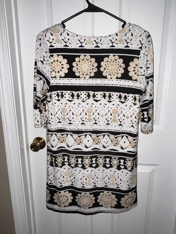 Boutique Dress - Image 2