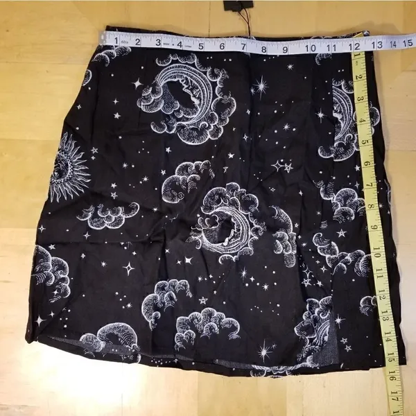 Motel Rocks NWT! A Line Mini Skirt With Thigh Split in Celestial Print Size XS - Image 7