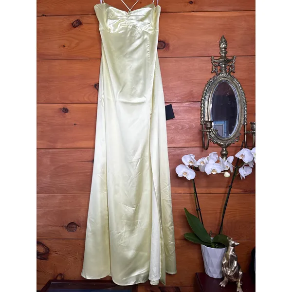 NWT Lulus Stunning Example Light Yellow Satin Backless Maxi Dress Bridesmaid M - Image 2