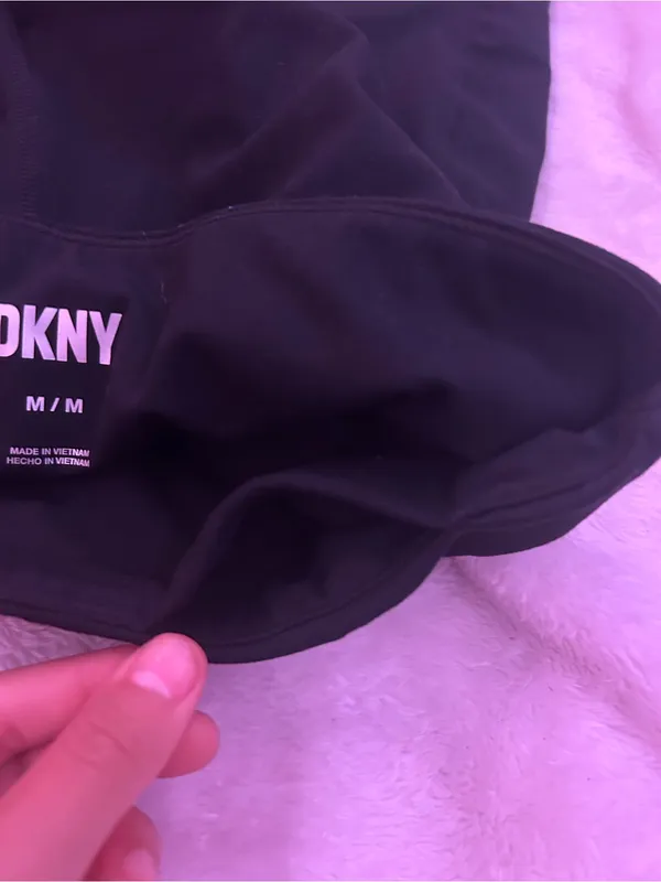 DKNY Black Mid-Rise Bike Shorts - Image 3