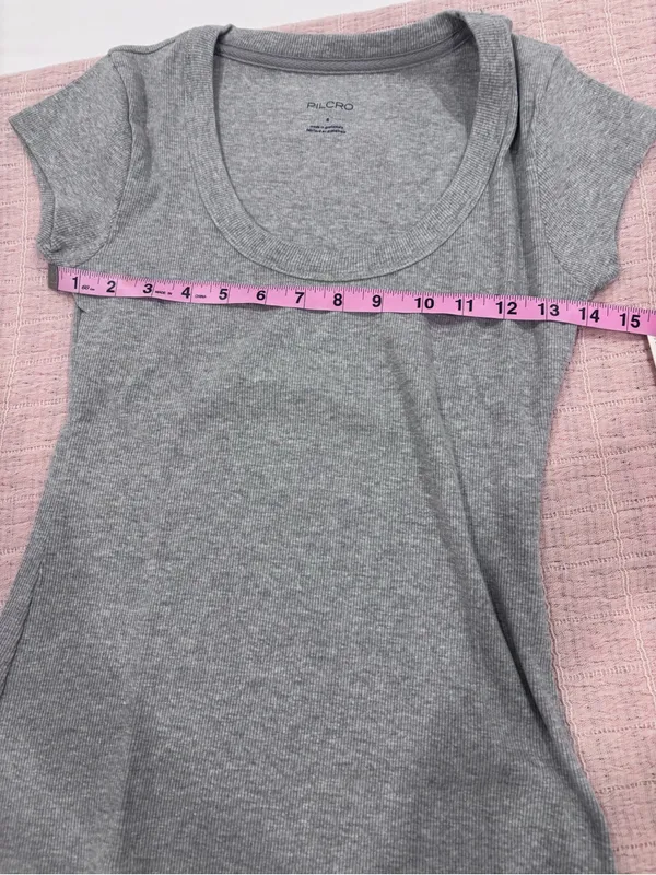 Anthropologie Heather Gray Ribbed Scoop Neck Tee size Small NWT - Image 9