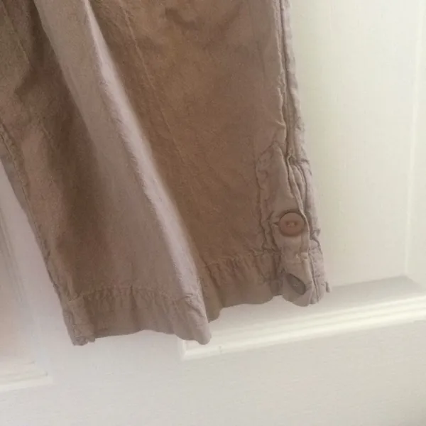 FINAL MARKDOWN Ladies' gloria Capris small - Image 2
