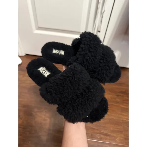 UGG‎ Black Maxi Curly Scufetta Shearling Slipper Cozy Lounge Minimalist - Image 2