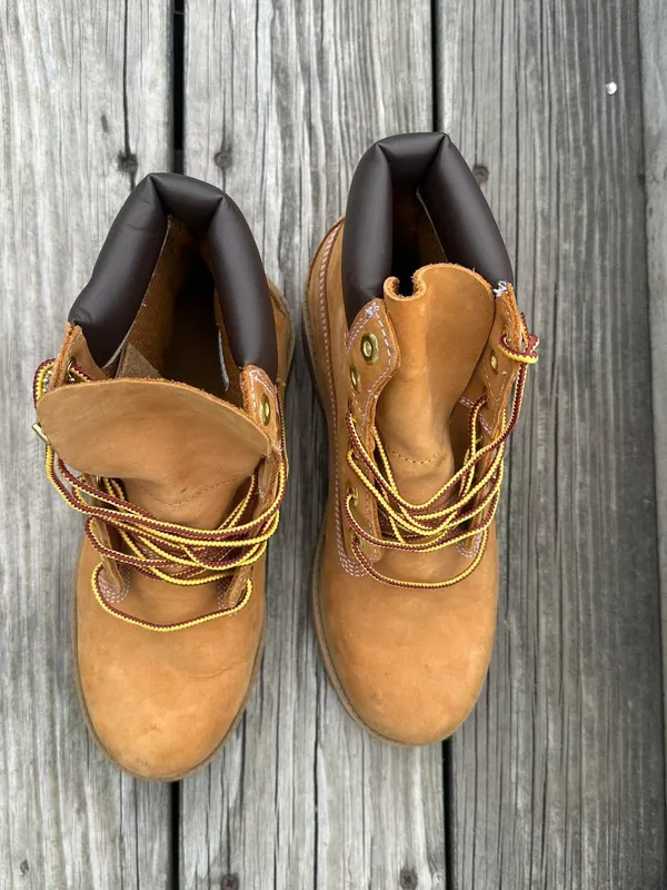 Timberland 6 Inch Premium Waterproof Boot 'Wheat' Nubuck Size 5.5 Women’s Size 7 - Image 4