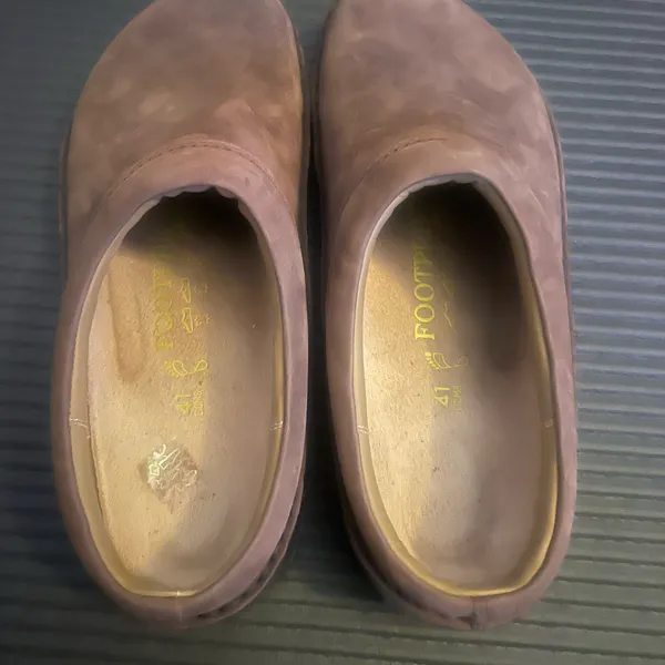 Birkenstock Clogs - Image 8