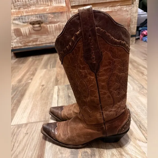 Corral Women's Brown Embroidered Floral Western Cowgirl Boots - Image 4