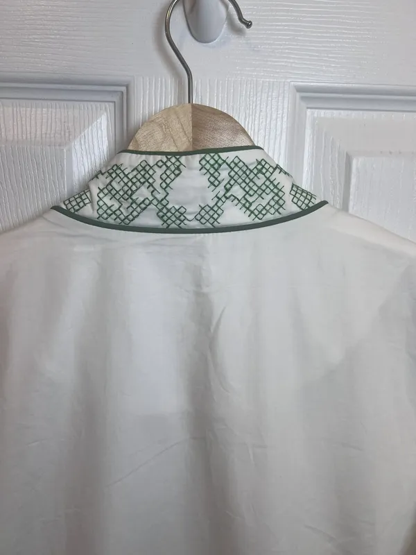 Tuckernuck Hyacinth House Arem Embroidered Caftan Small Front Zip White Green - Image 7