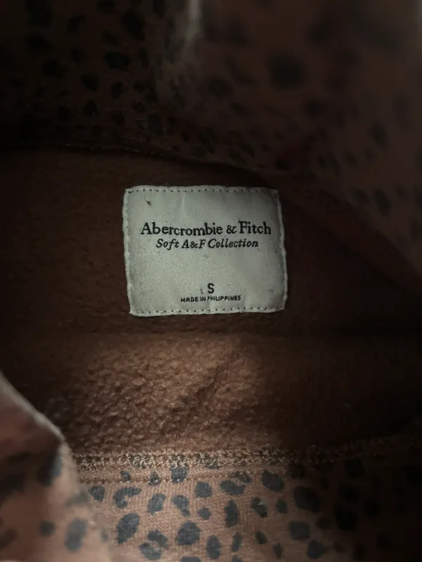 Abercrombie Sweater - Image 3