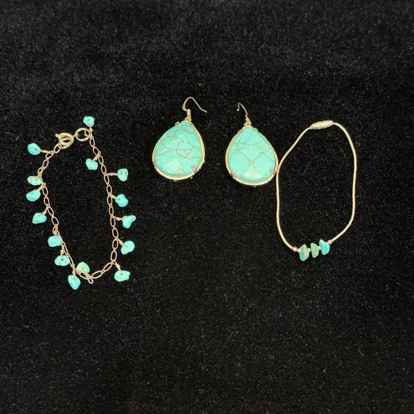 Unbranded Turquoise Jewelry Set Blue Silver color Teardrop Earrings Bracelet 3pc - Image 2
