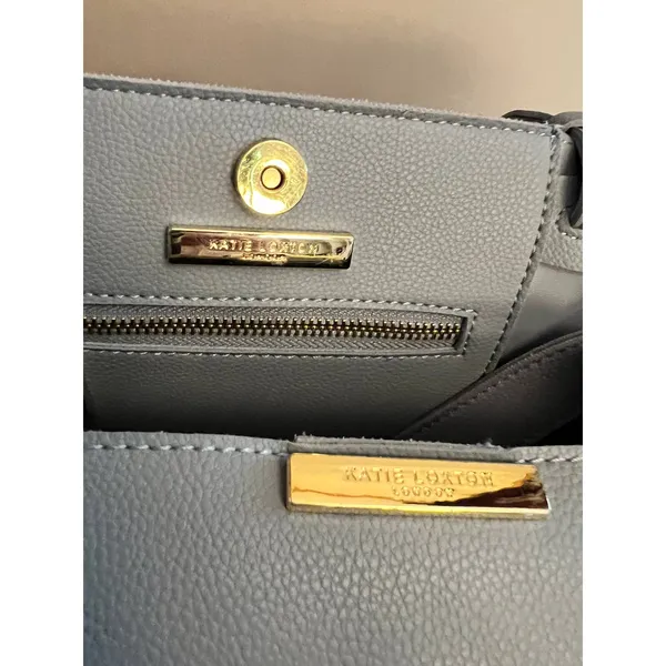 Kate Loxton London Women's Grayish Blue Shoulder Bag 18" Wide x 10 1/2"‎ Tall - Image 5