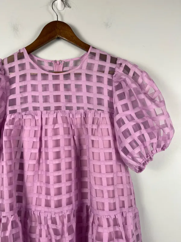 English factory Gridded Puff Sleeve Dress in lilac size small - Image 4