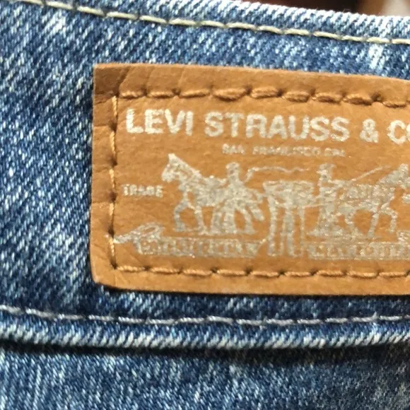 Levis Strauss full length Jegging - Image 9
