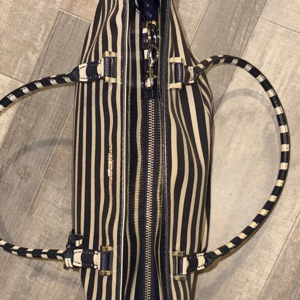 Kate Spade Cedar Street stripped Harmony tote bag in off shore blue and ivory - Image 6