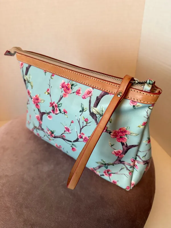 Cavalini Wristlet, cherry blossom print - Image 4