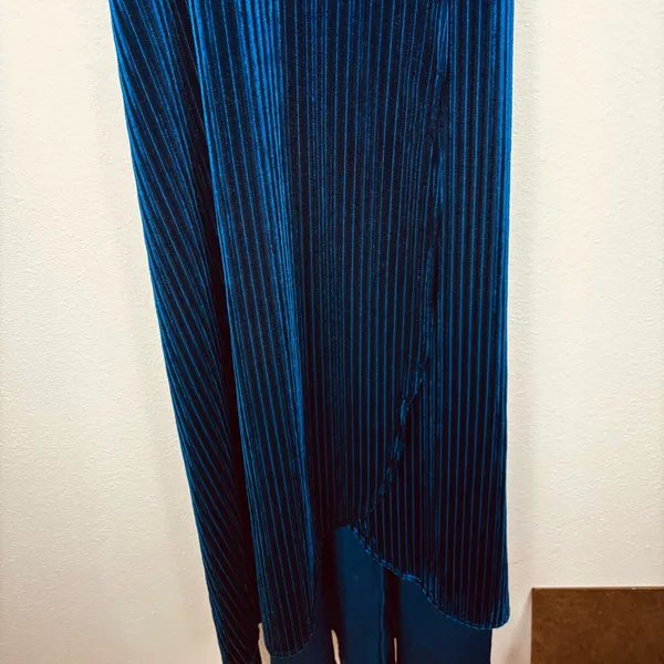 Simplee Small Butterfly Sleeve Wrap‎ Navy Blue Velvet Maxi Dress Tie Front - Image 7