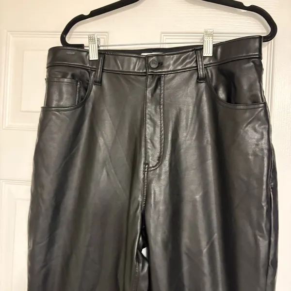 Abercrombie & Fitch The 90’s Straight Ultra High Rise‎ Pants Size 14/32 - Image 3