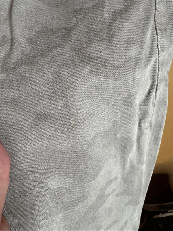 American Eagle Light Gray Camo Hi-Rise Jeggings Size 4 Short - Image 9