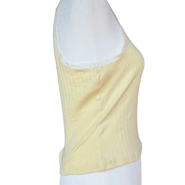 Just Polly Strawberry Embroidered‎ Lace-Trim Tank Top Sz M - Image 3