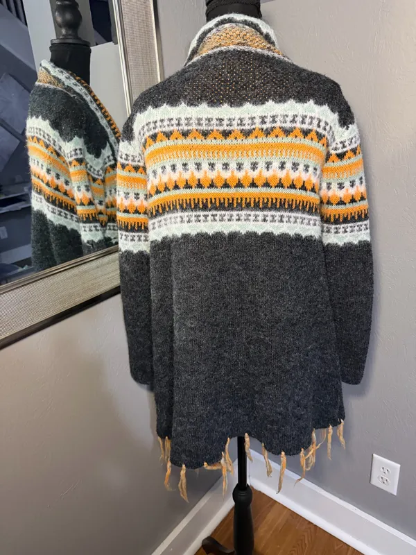 Adora oversized open front fair isle tasseled boho cardigan sweater S/M. - Image 5