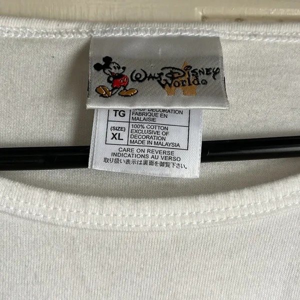Walt Disney World XL women’s Mickey Mouse sequin character shirt. GUC. - Image 3