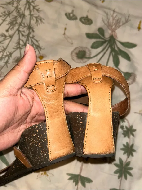 Teva wedges - Image 4