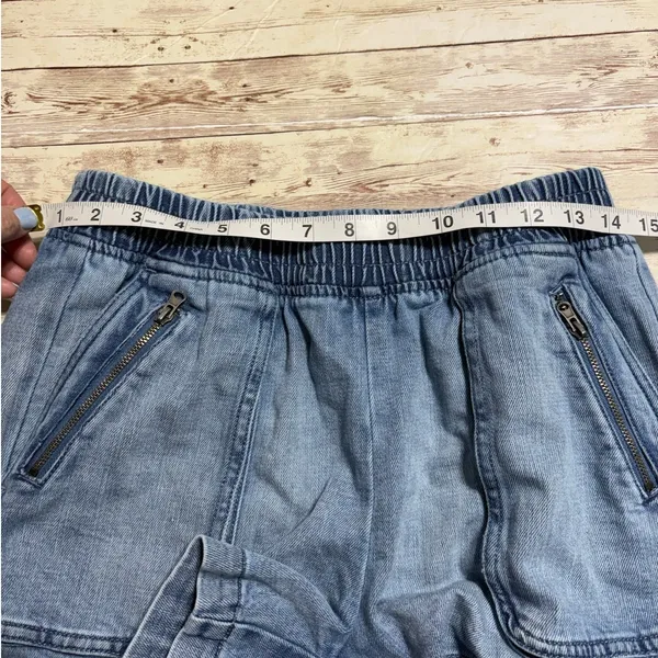Aerie Denim Pull-On Shorts Women's Small Elastic Waist Zippered Pockets Stretch - Image 4