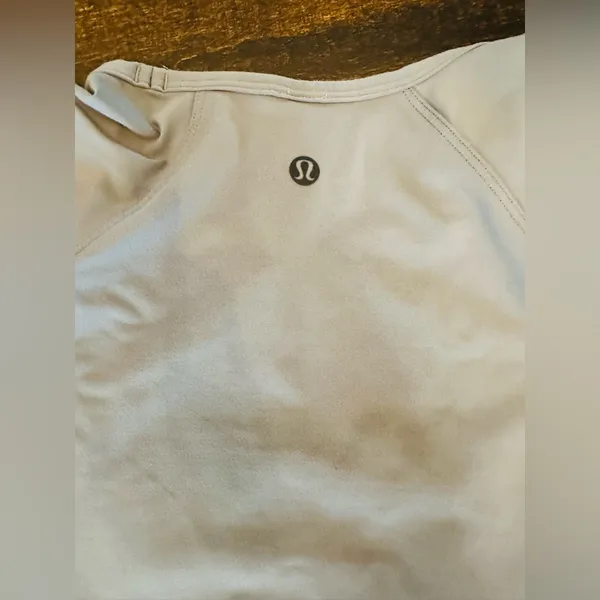 Lululemon Long Sleeve Puffed Shoulders Shirt-Size 8 - Image 7