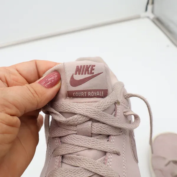Nike Court Royale Womens 9 749867-600 Plum Chalk Red Bronze Sneaker Good - Image 5