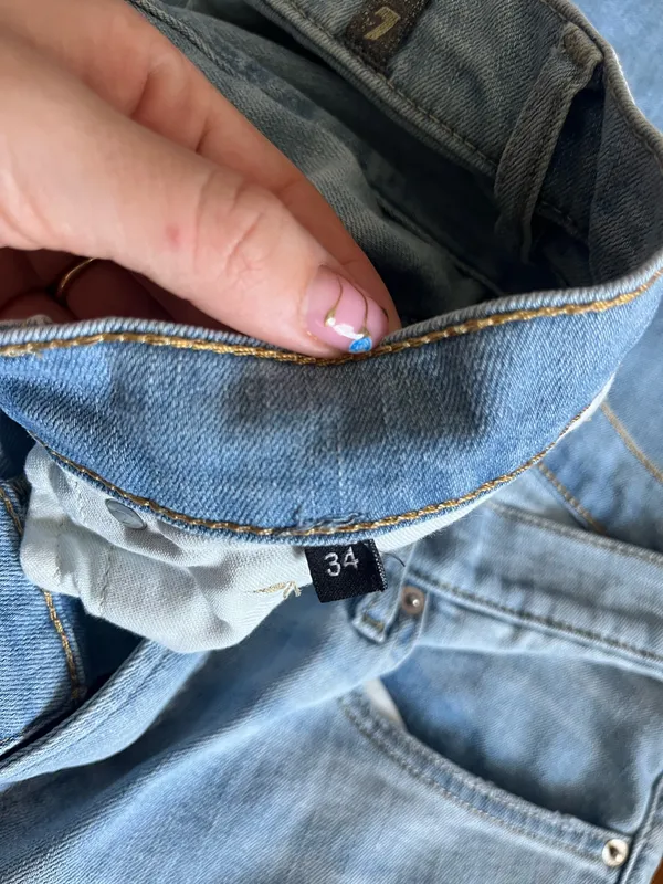 7 For All Mankind Mens Jeans - Image 3