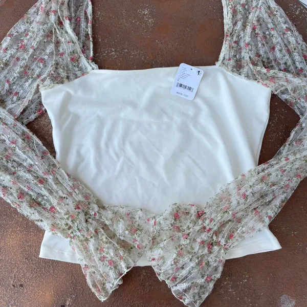 NWT free people gimme butterflies long sleeve lace, ruffle blouse size small - Image 5
