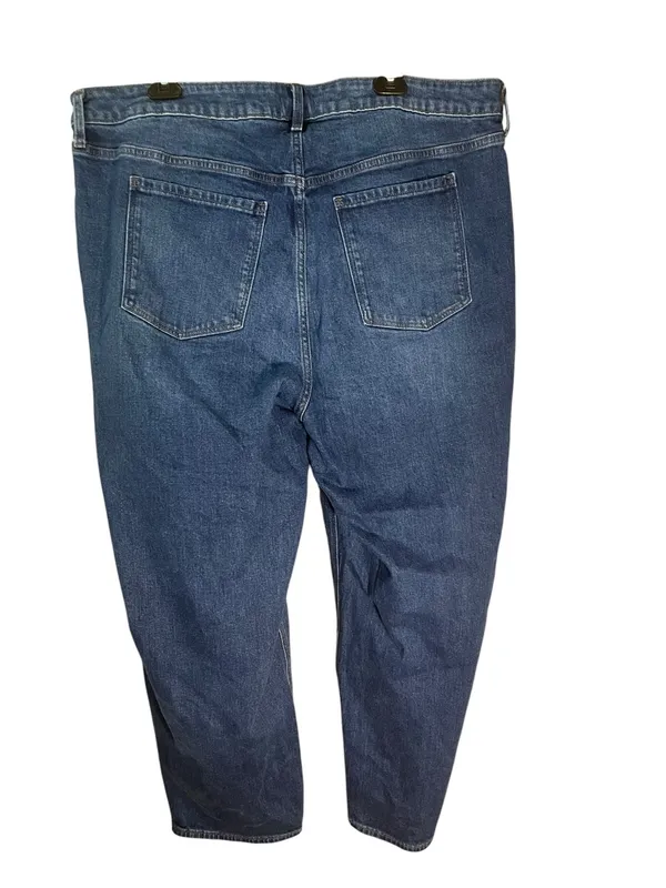 Old Navy Medium Blue Denim Jeans with Contrast Stitching - Image 3