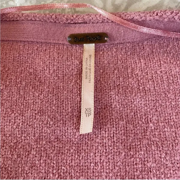 Free People Take Me Places Pink Oversized V-Neck Sweater Extra Small - Image 11