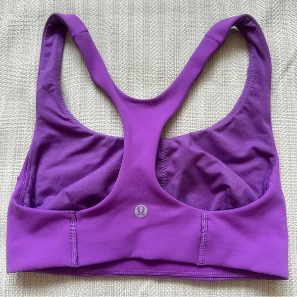 Lululemon Wunder Train Bra *Medium Support, C/D Cup in Moonlit Magenta Size 4 - Image 4