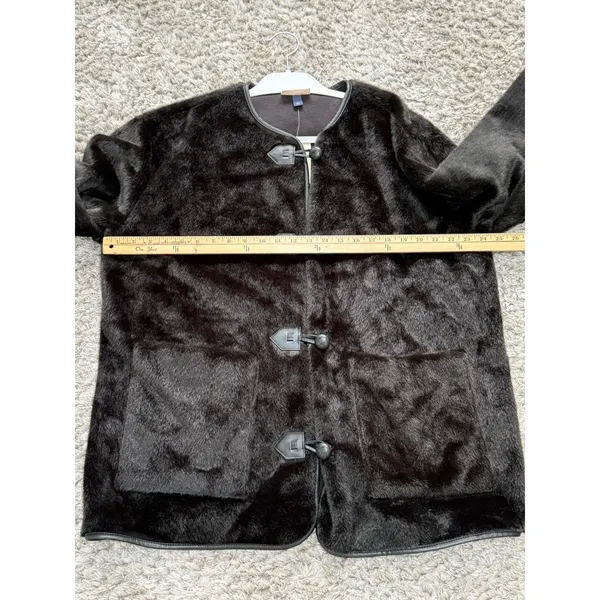 NWT Universal Thread Women Black Faux Fur Toggle Jacket Coat Pockets Size XL - Image 13