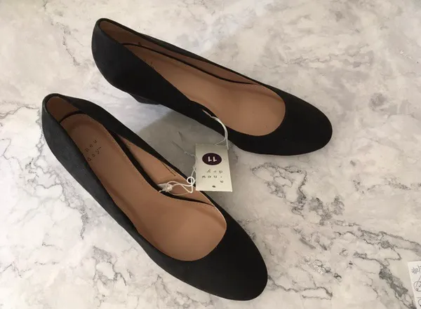 Black Wedge Heels, Size 11 - Image 7