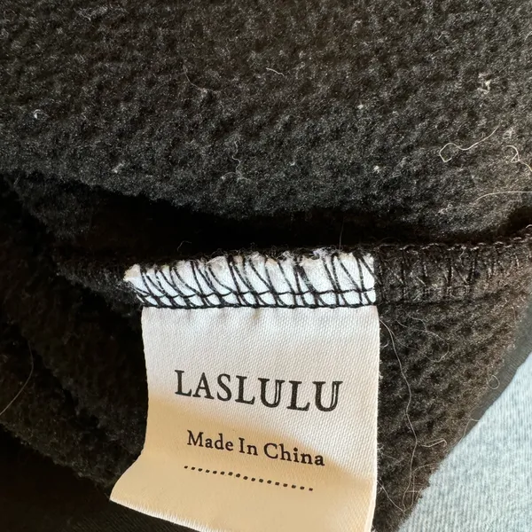 Laslulu XL Hoodie black 1/4 zip‎ - Image 5