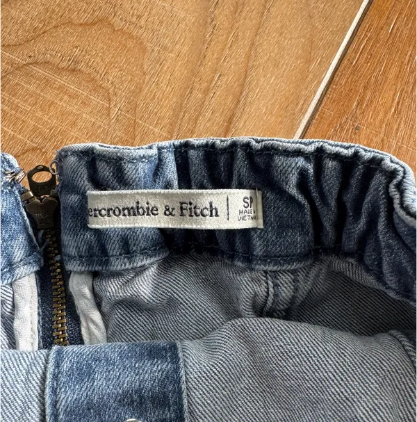 Abercrombie and Fitch mini denim dress - Image 3