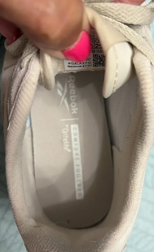 Reebok Women’s Sneakers 8 - Image 4