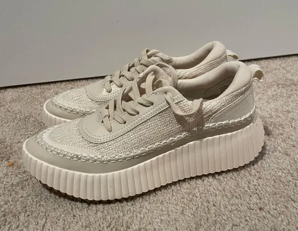 DV by Dolce Vita Sneakers - Image 2